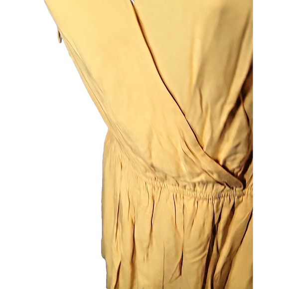 ONE CLOTHING LA Yellow Draw String Shoulder V-Neck Wrap Romper Size L - Picture 6 of 10